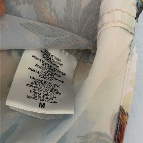 O'Neill TRVLRSERIES Standard Fit Size Medium Tropical Print Men's Shirt - Picture 6 of 11